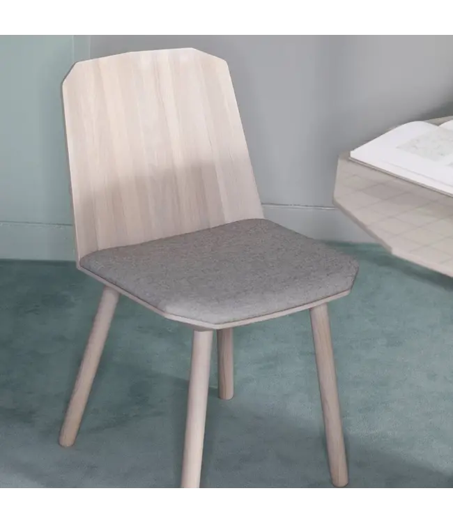 COLOUR WOOD SIDECHAIR