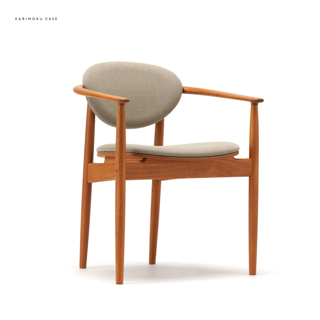 Karimoku Case A-DC04 Dining Chair | Kvadrat Fabric | Japandi