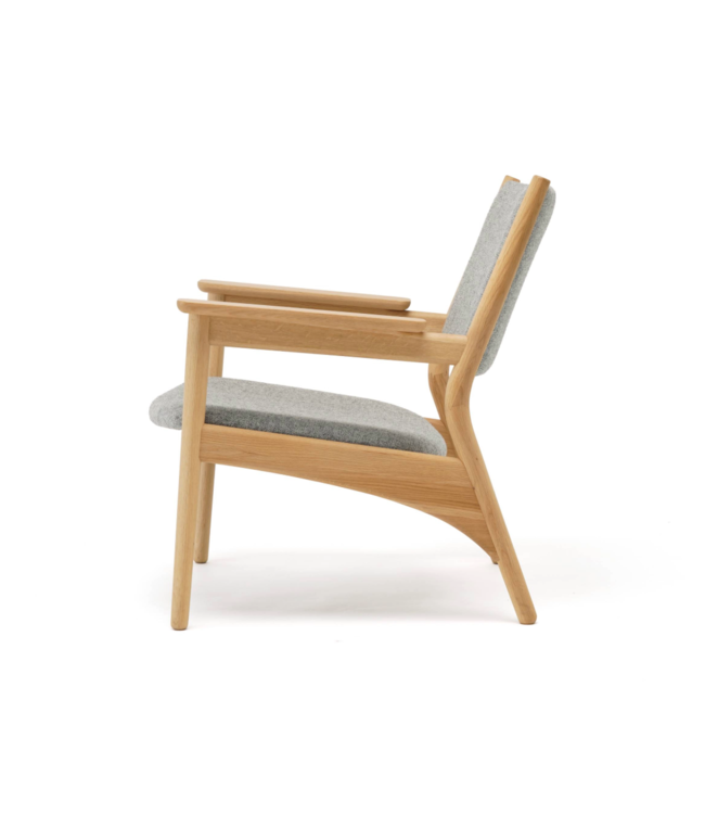 N-LC01 LOUNGE CHAIR