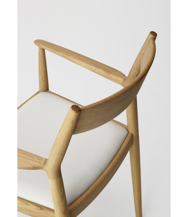 N-DC01 DINING CHAIR