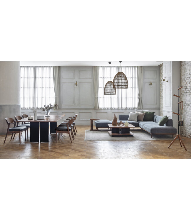 KURUME SUPER EGG DINING TABLE