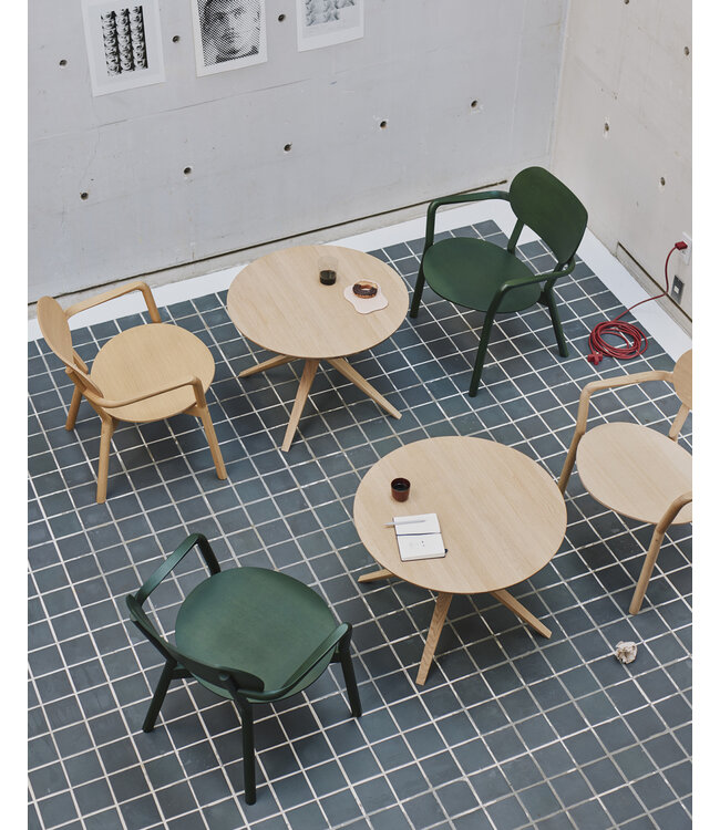 CASTOR LOW CHAIR