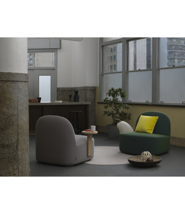 POLAR LOUNGE CHAIR L WITH SIDE TABLE RIGHT