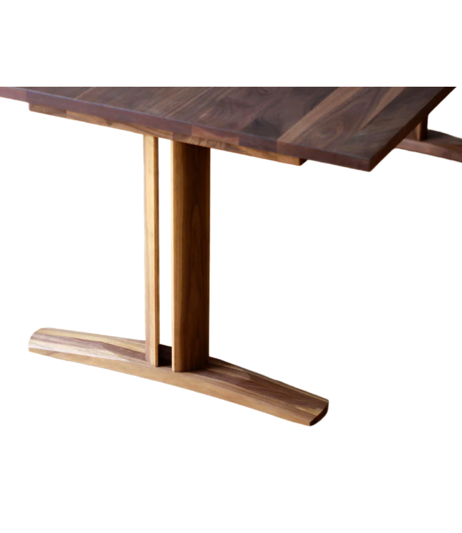 ROYTA DINING TABLE