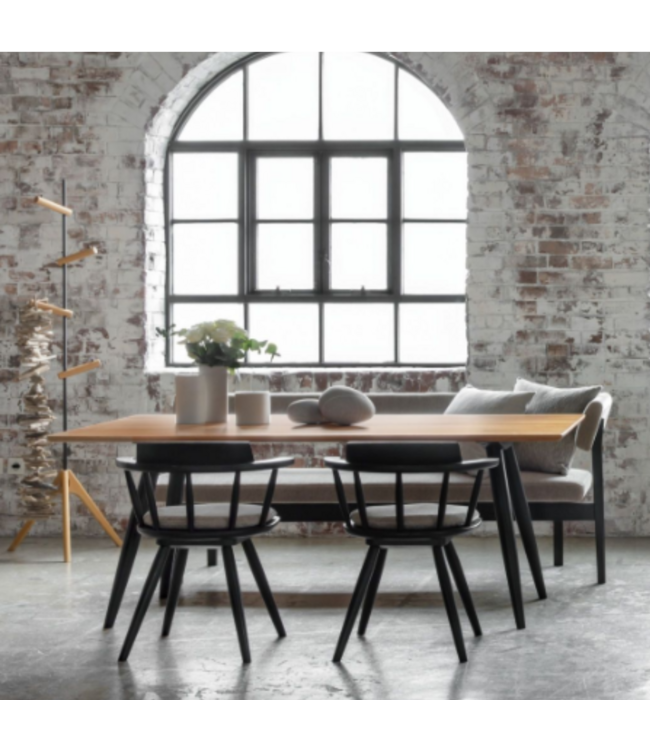 DAIKI DINING TABLE