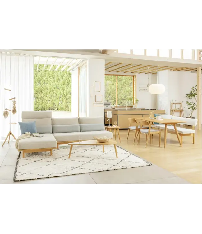 DAIKI DINING TABLE