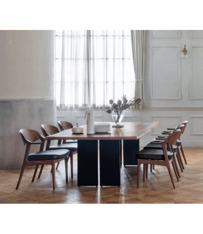 KENTA DINING TABLE