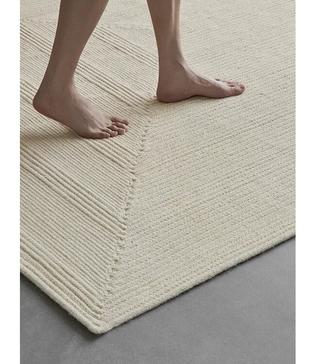 NAGI AREA RUG