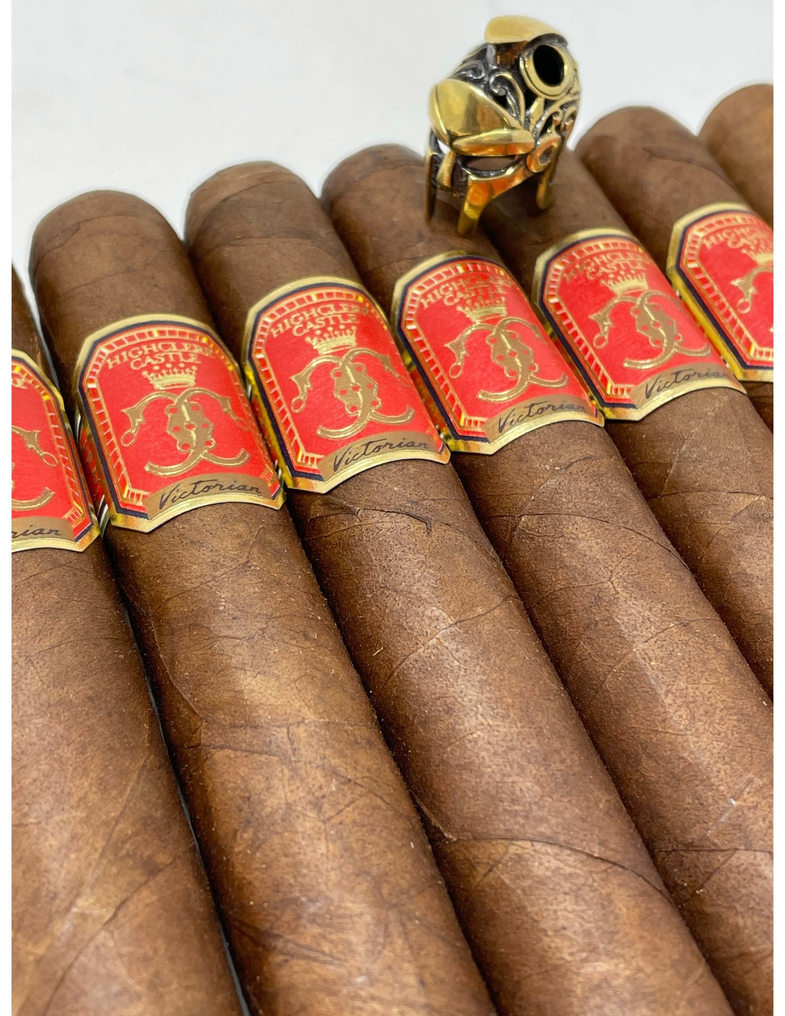 Foundation Highclere Castle Victorian (Maduro) Toro 6 x 52 Cigar Spartan