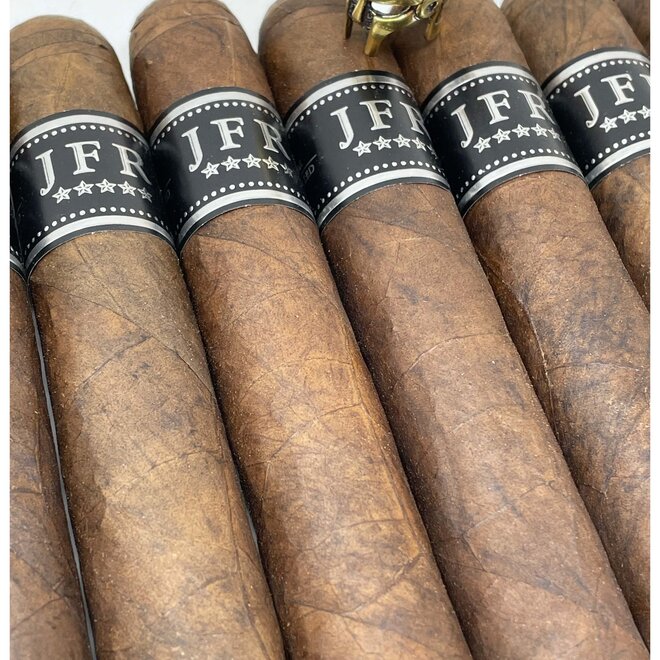 JFR Maduro Titan 60 x 6