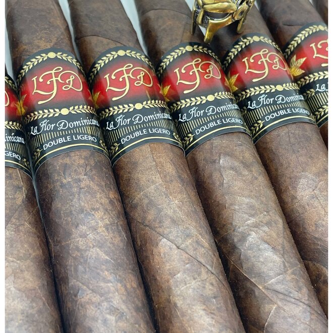 La Flor Dominicana Double Ligero Digger Maduro 60 X 8 1/2