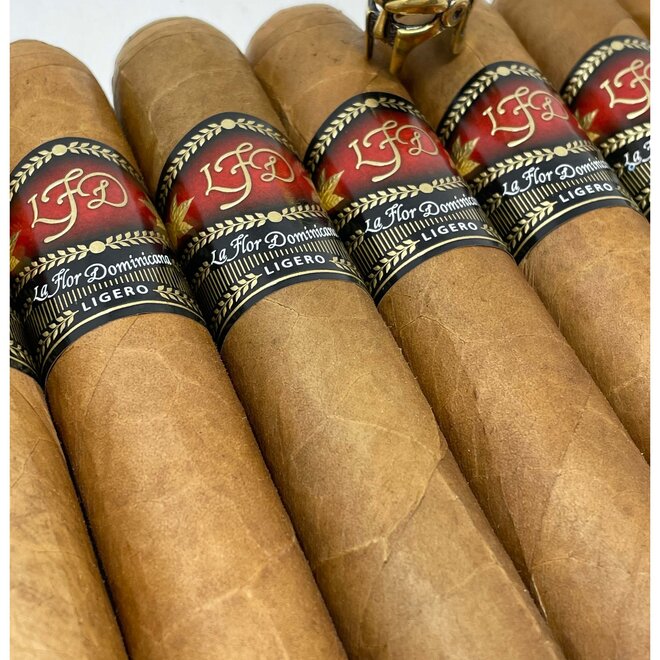 La Flor Dominicana Ligero 400 54 x 5¾