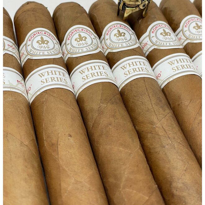 Montecristo White Toro 54 X 6