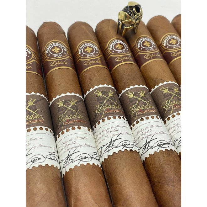 Montecristo Espada - Cigar Spartan