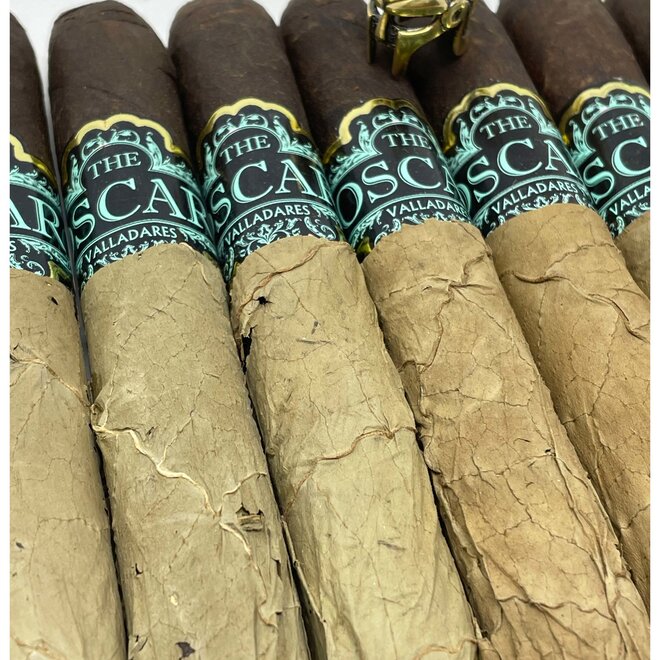 The Oscar Maduro Toro