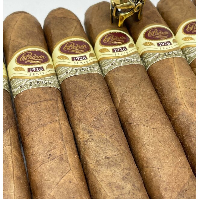 Padron 1926 40th Anniversary Natural 54 x 6 1/2