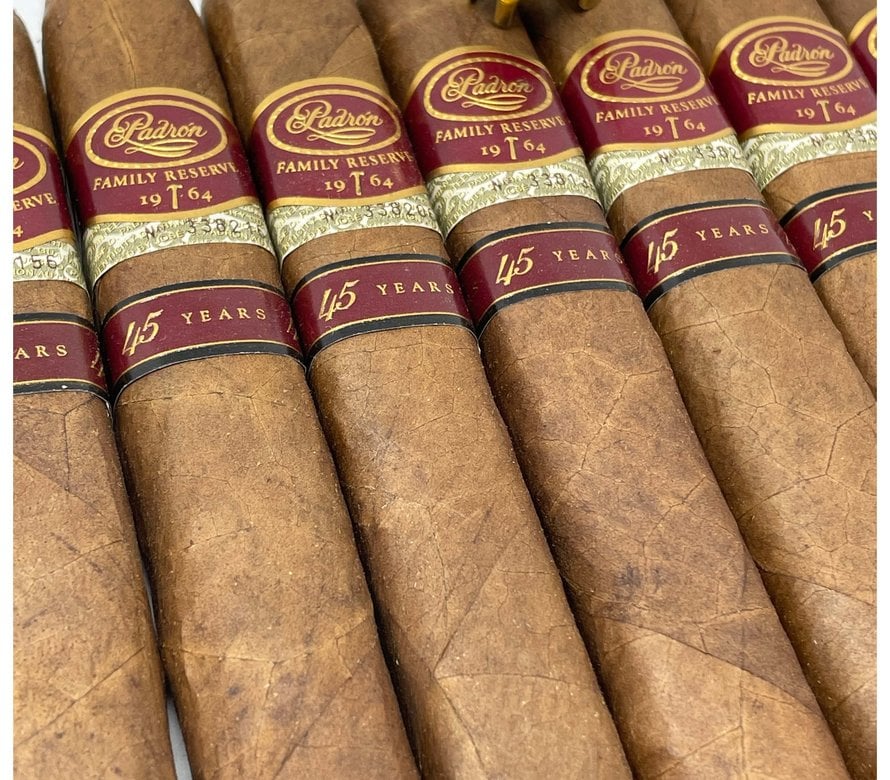 Padron 1964 Family Reserve Natural
