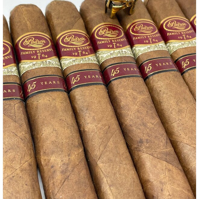 Padron 1964 Family Reserve 45 Years Natural 52 X 6