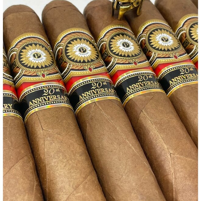 Perdomo 20th Anniversary Sun Grown Gordo (G660) 60 x 6