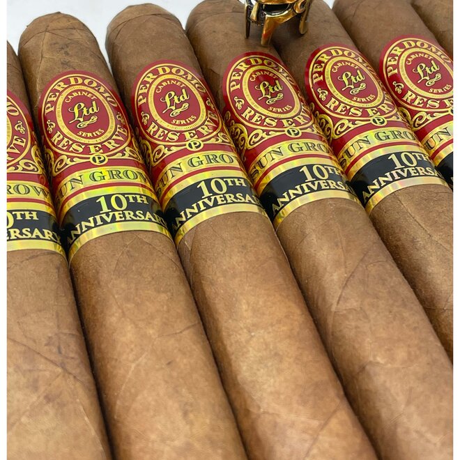 Perdomo Reserve 10th Anniversary Box Pressed Sun Grown Robusto 5 X 54