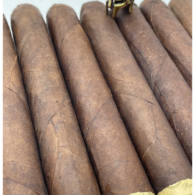 Rocky Patel The Edge Maduro Howitzer 70 x 7