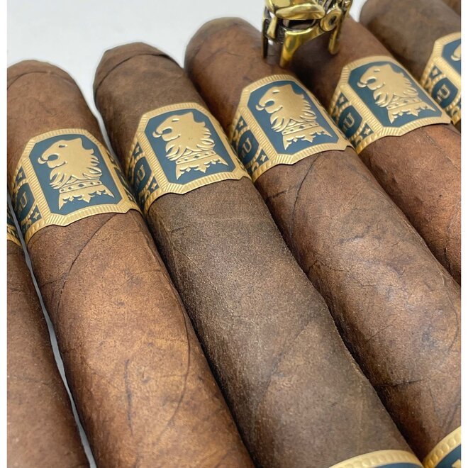 Undercrown Maduro Corona Doble 7 x 54