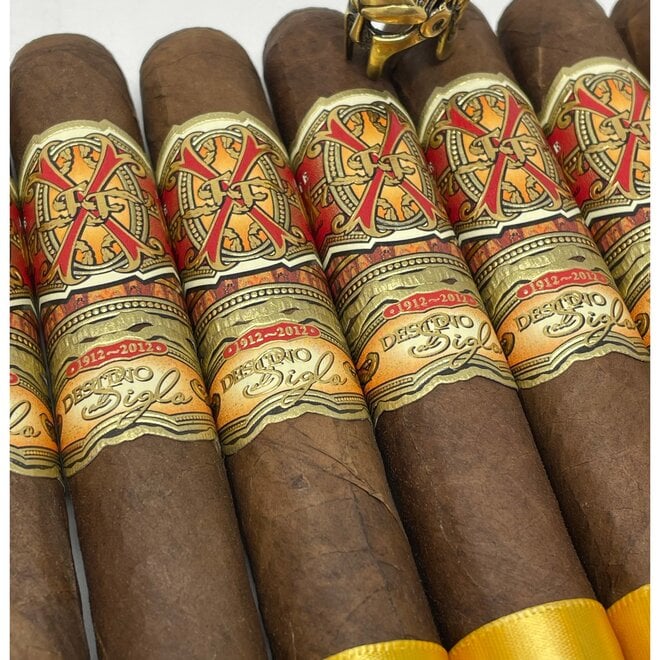 Fuente Fuente Opus X Oro Robusto 50 x 5