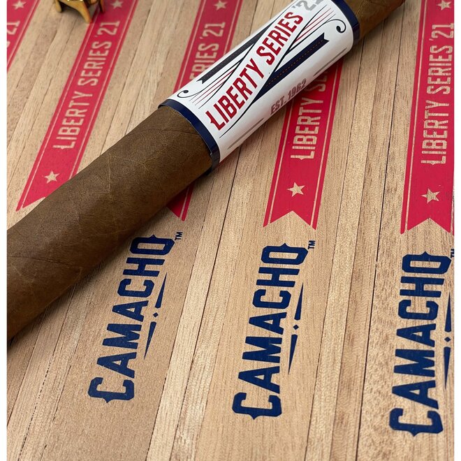 Camacho Liberty 2021 Churchill 48 x 7