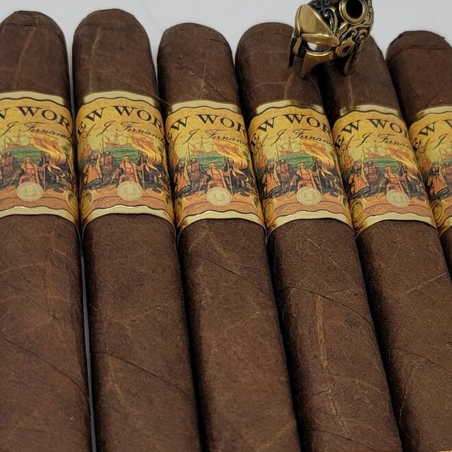 New World Dorado Robusto 52 x 5 1/2