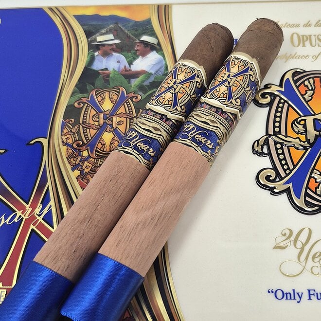 Fuente Fuente Opus X 20th Anniversary Father & Son 49 x 6¼