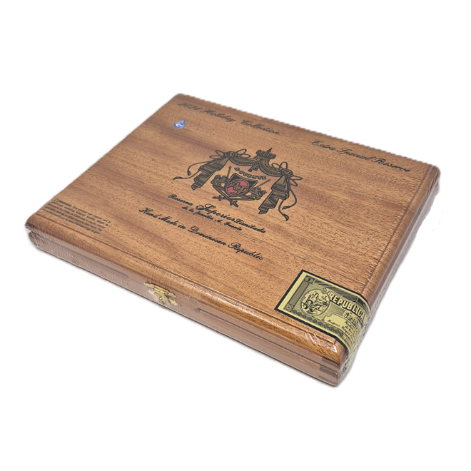 Fuente Rare Holiday Collection (Box of 10 Assorted Cigars)