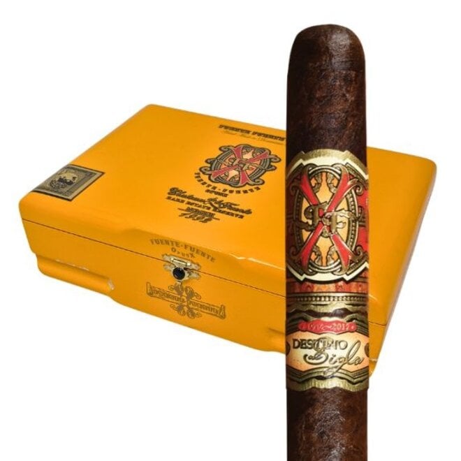 Fuente Fuente Opus X Oro Perfecxion #4 43 x 5⅛