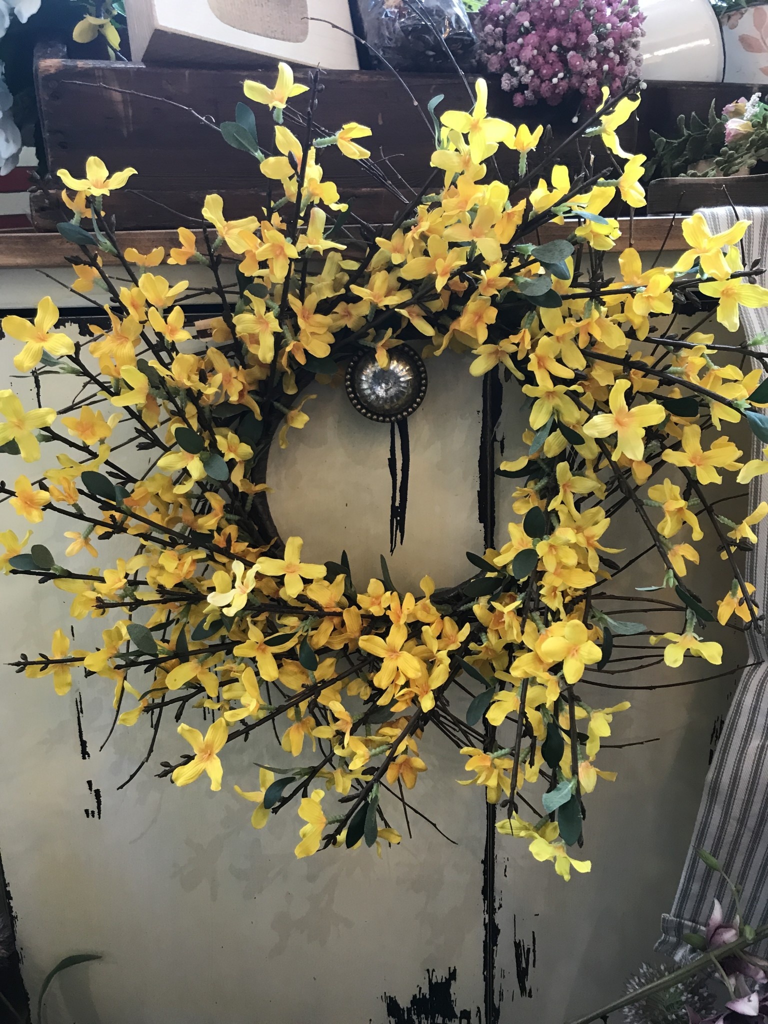 Forsythia Branch Wreath 18” Outer - The Gift Horse Candle Shop