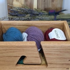 Wood Rob Wright WRW yarn box "Betty" 12'