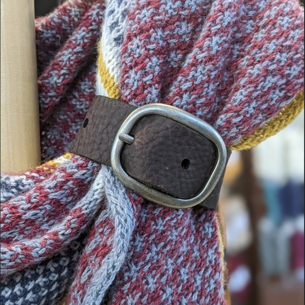 Purl and Hank Purl and HanK Shawl Buckle