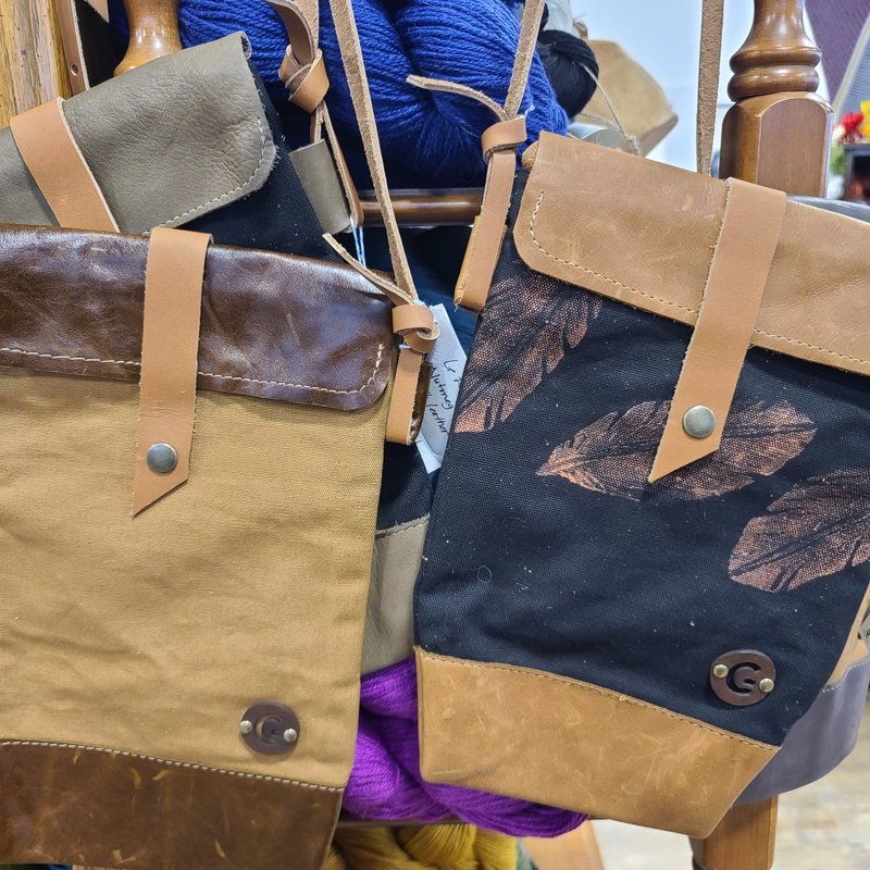 Isabelle Gosslin Designs Isabelle Gosslin Le Festival  canvas & leather bag (sm)