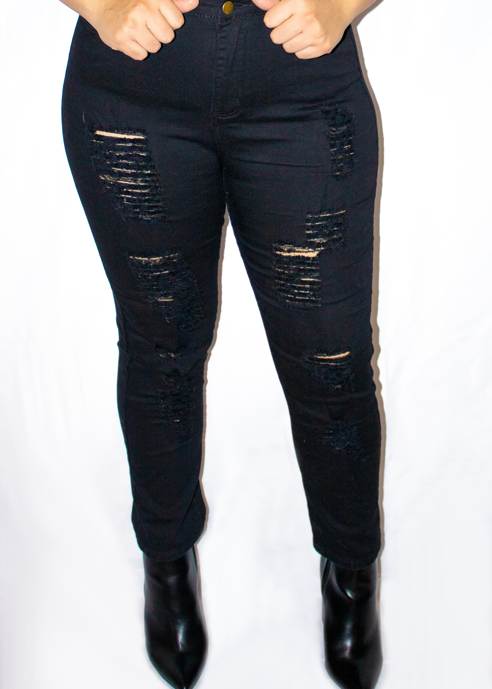 Ripped Skinny Jean *FINAL SALE*
