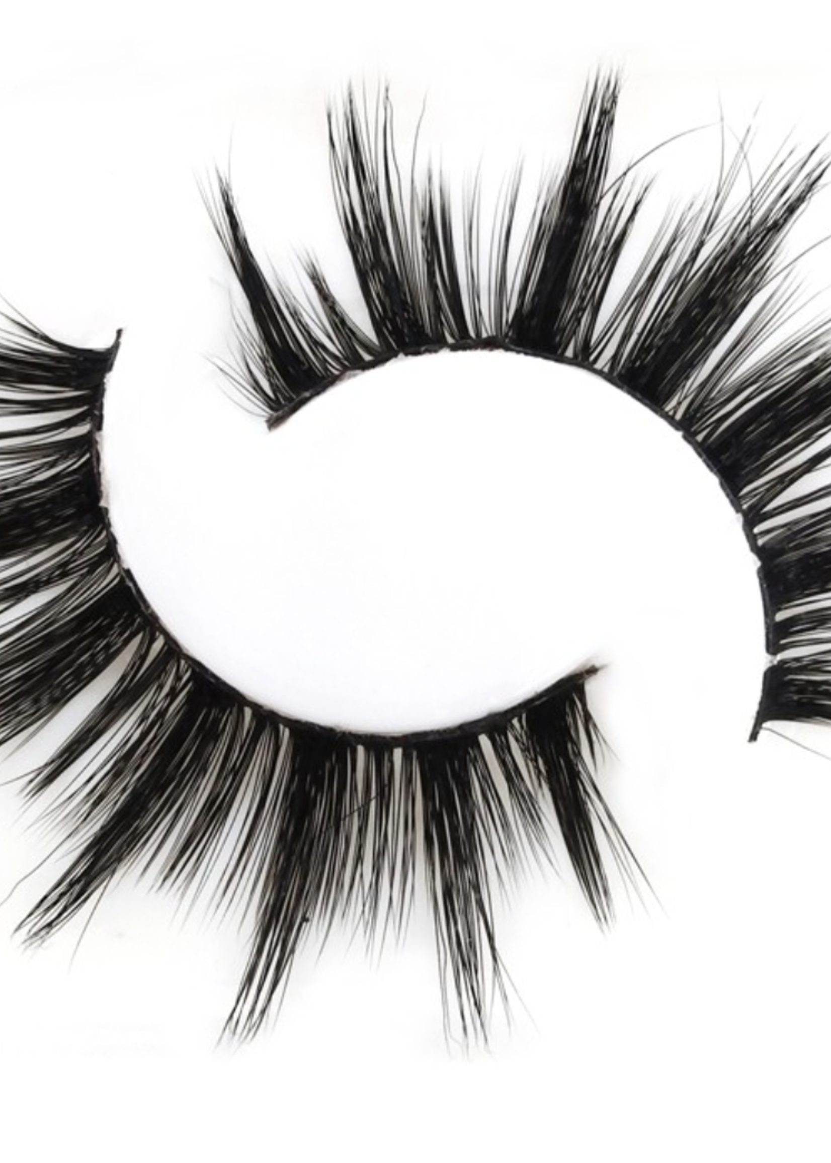 Adamaris Eyelashes