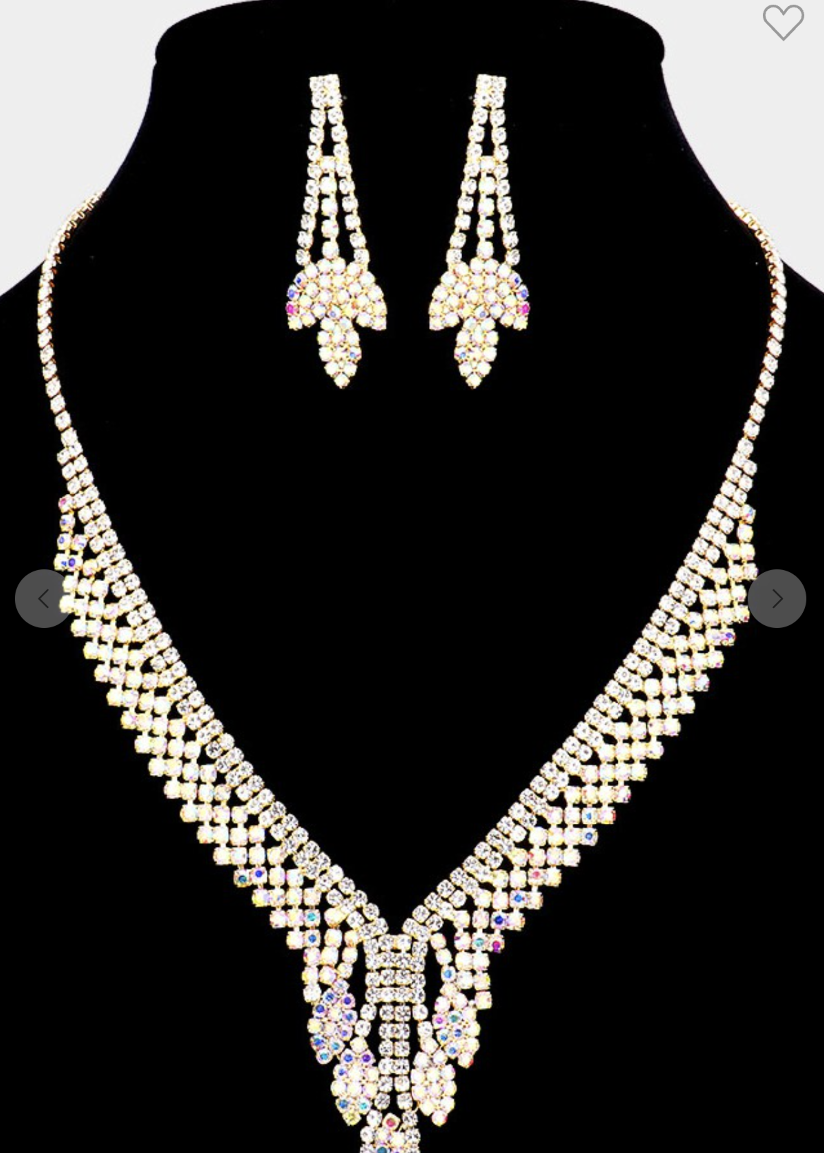 Playing Hard To Get Necklace Set