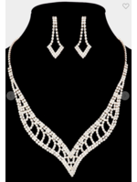 Popping Out Necklace Set