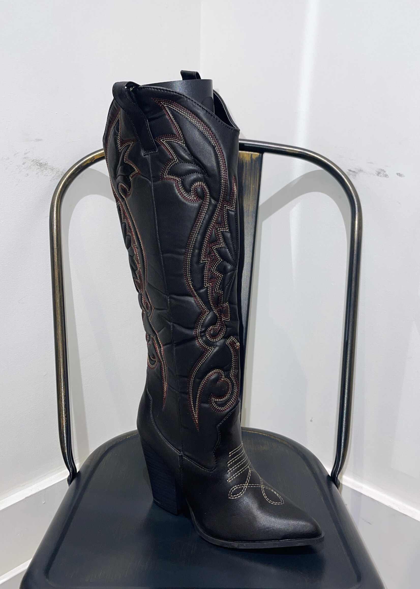 Western Showdown Boots