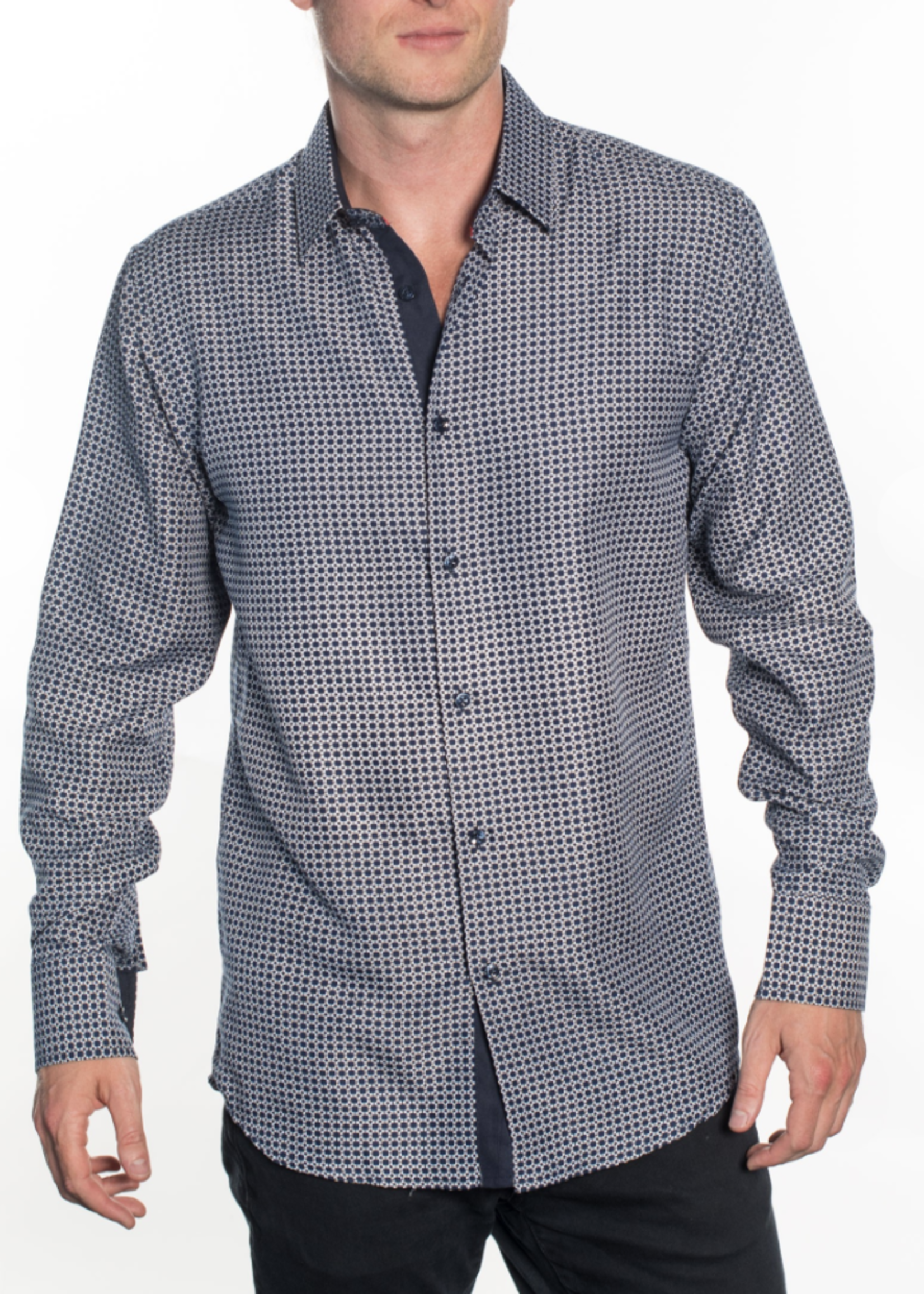 No Te Vallas Button Down Shirt