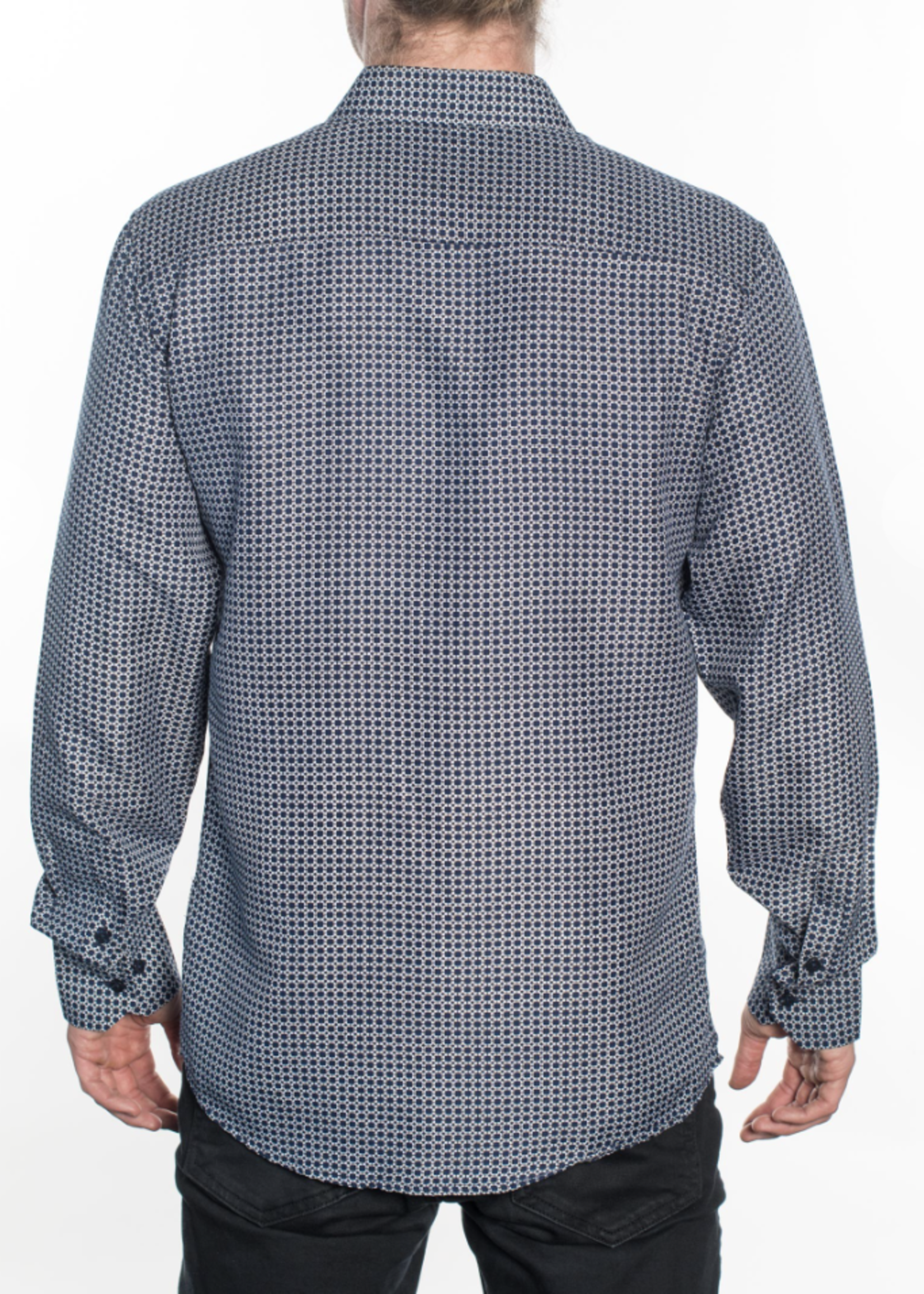 No Te Vallas Button Down Shirt
