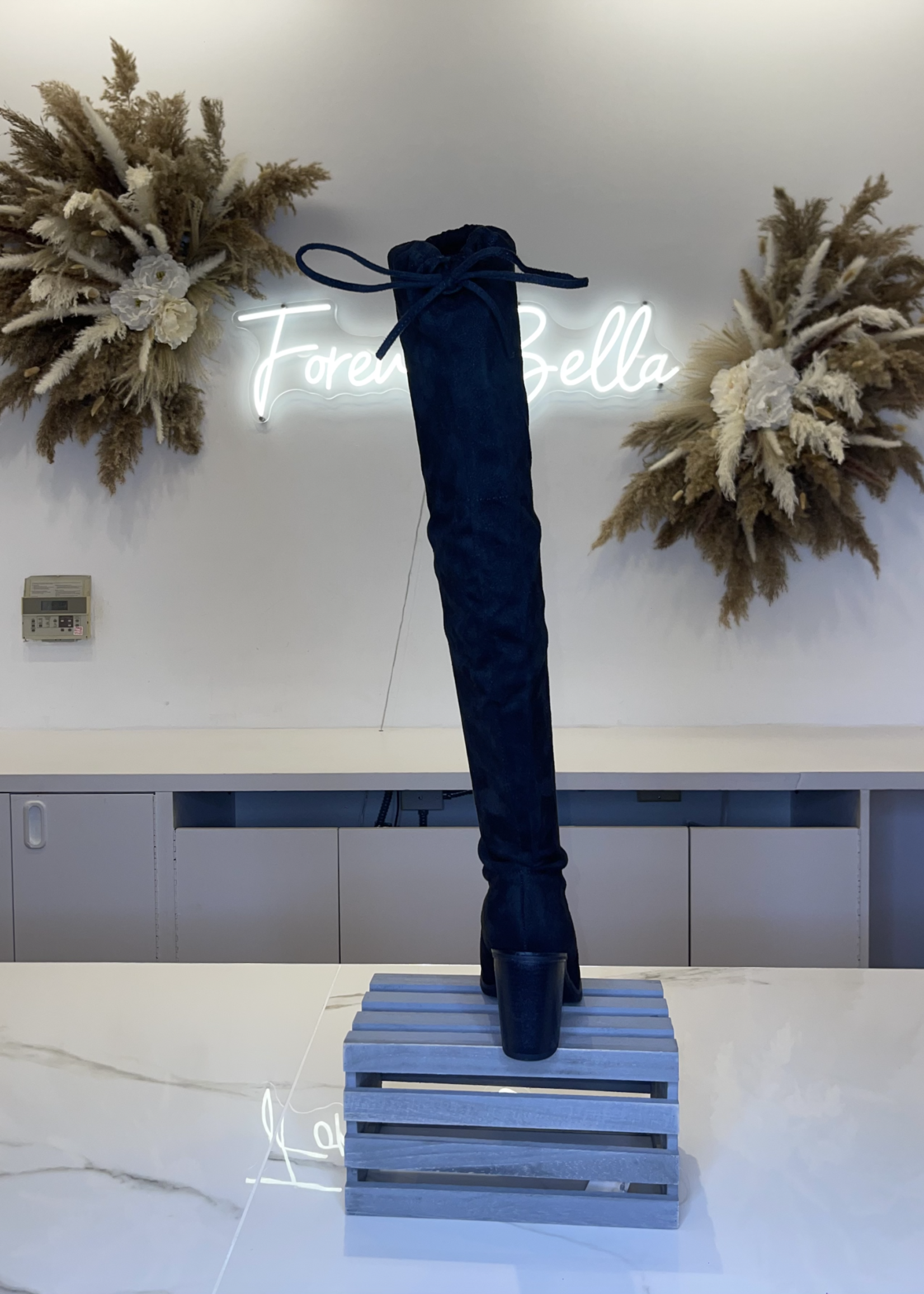 Extra Attention Knee High Boots