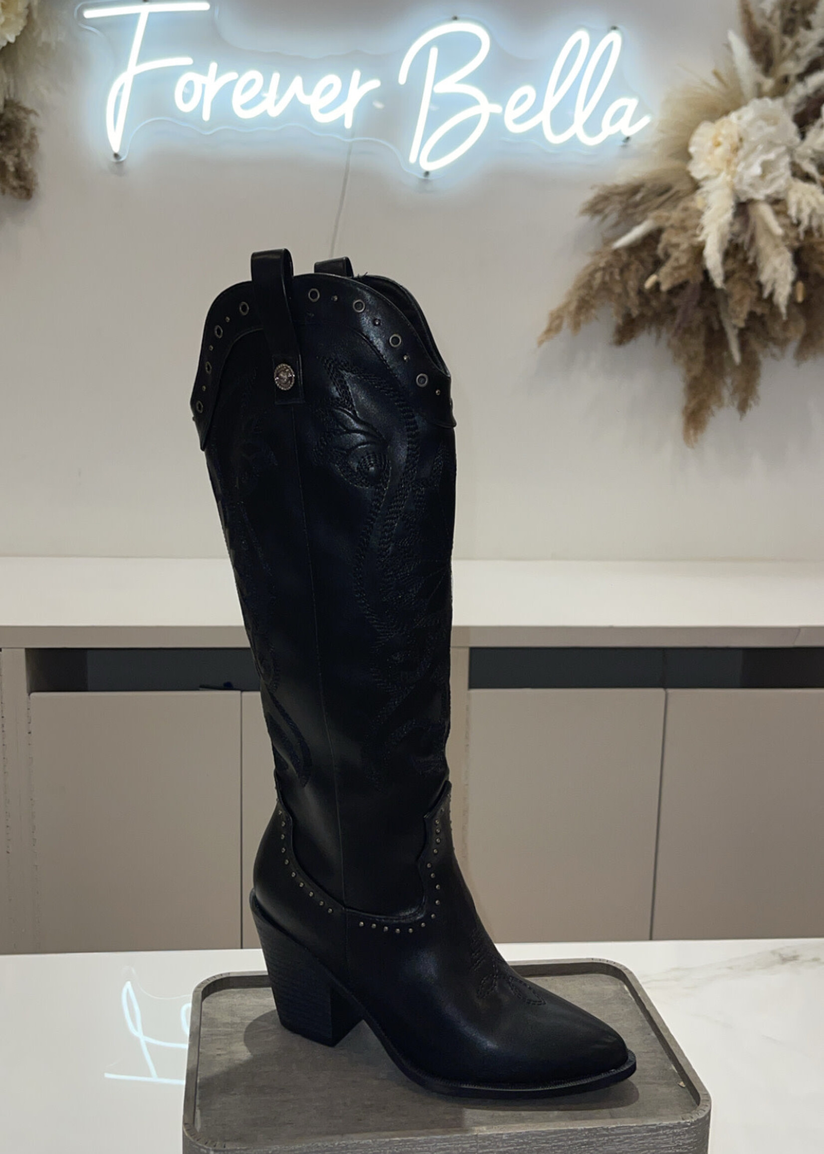 When I Walk Through Cowgirl Boots