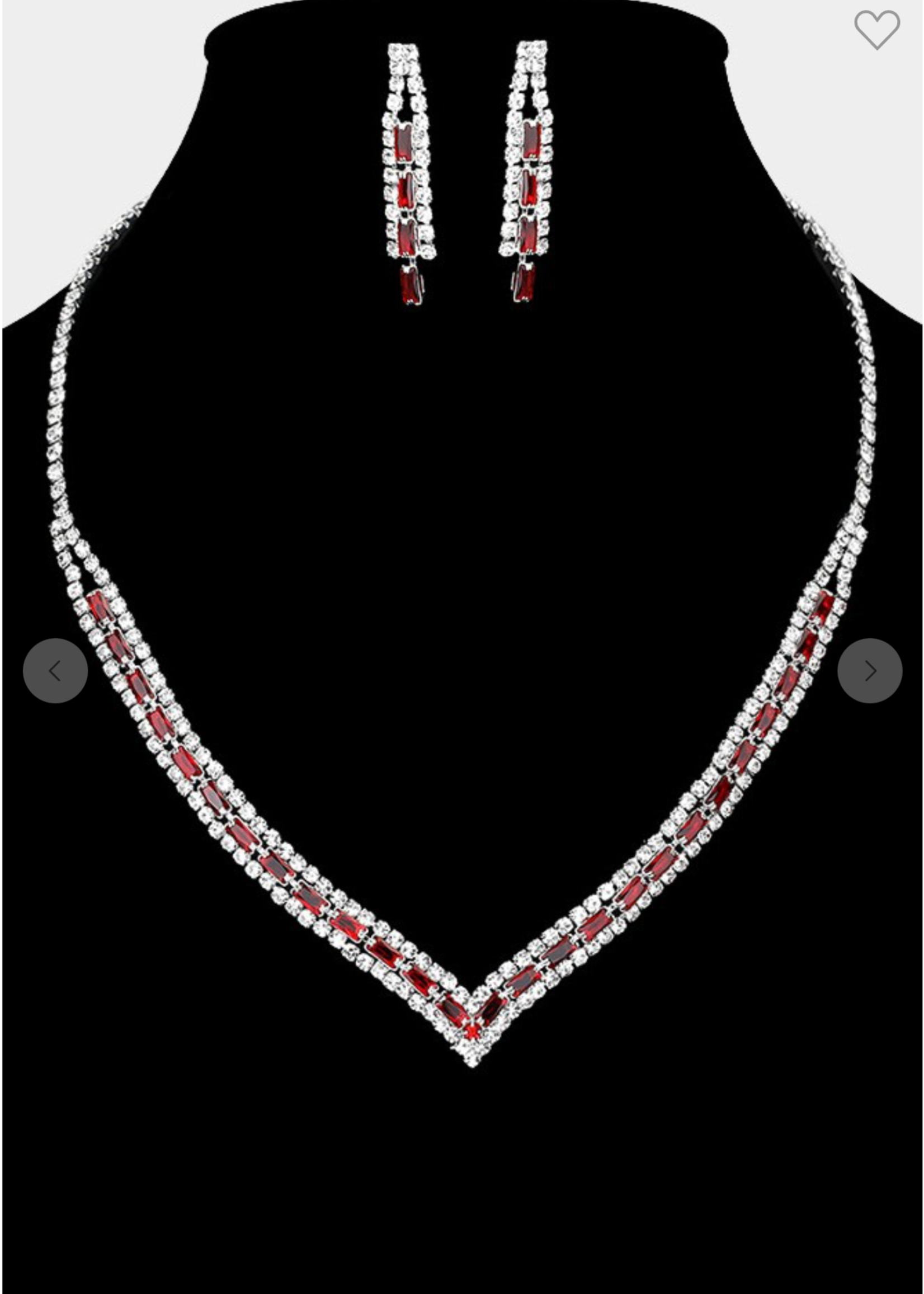 Make Up Your Mind Necklace Set