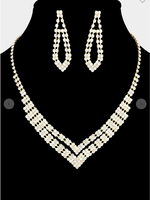 Let Me Blow Your Mind Necklace Set