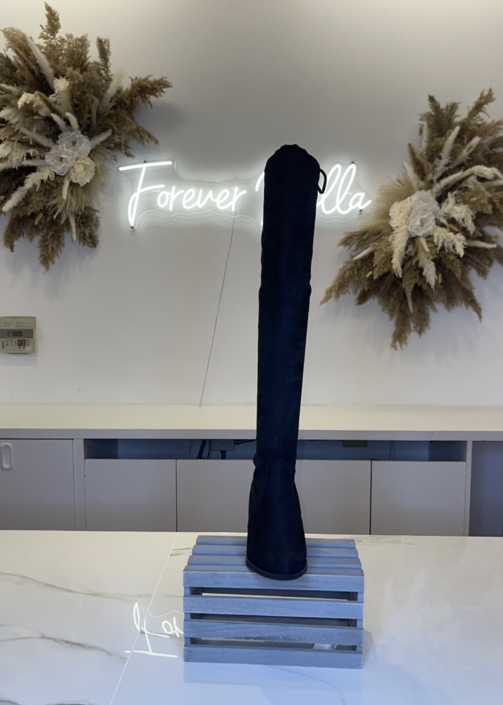 Extra Attention Knee High Boots BLACK *FINAL SALE*