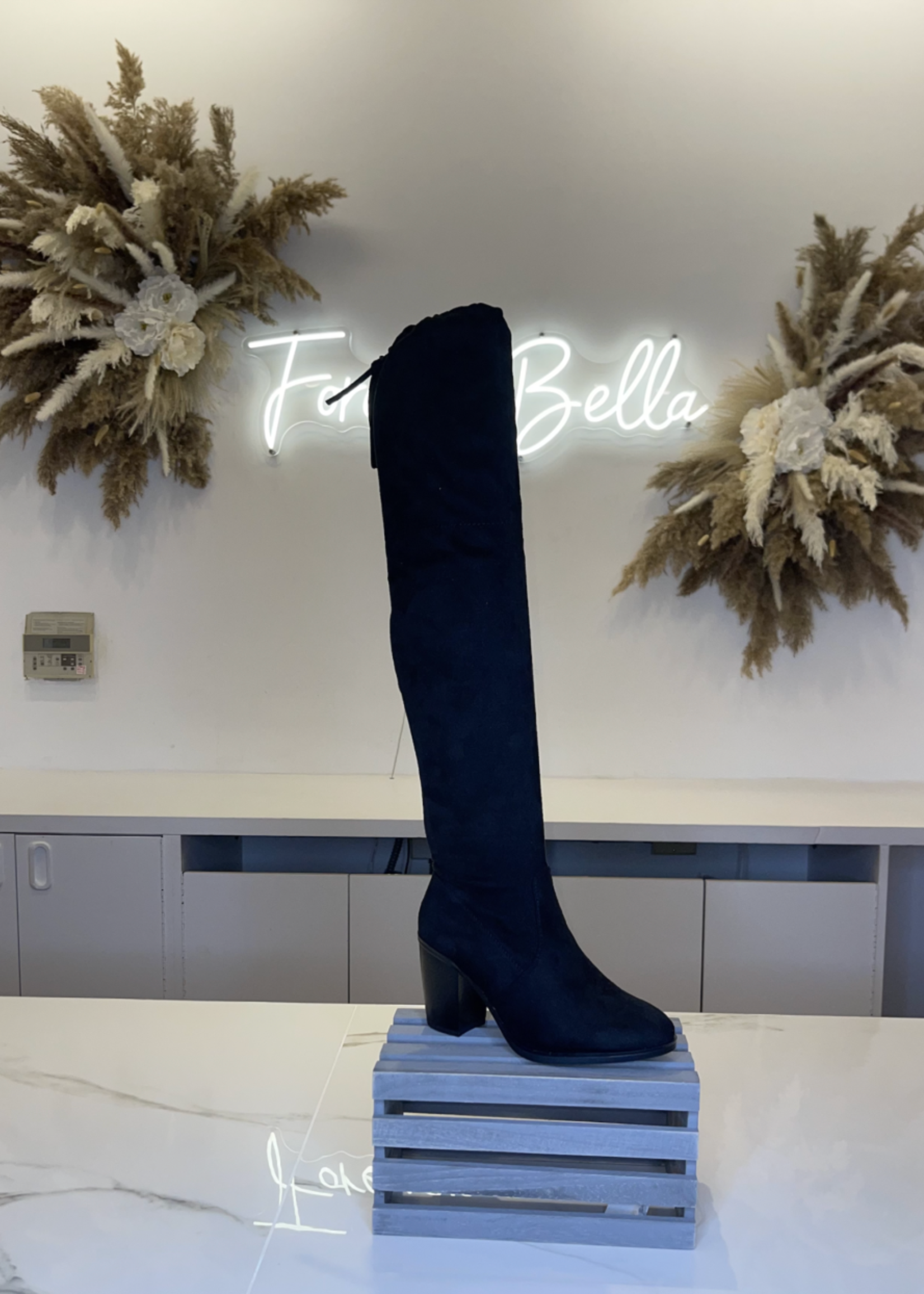 Extra Attention Knee High Boots BLACK *FINAL SALE*