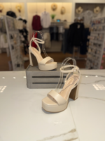 I Still Get Jealous Heel